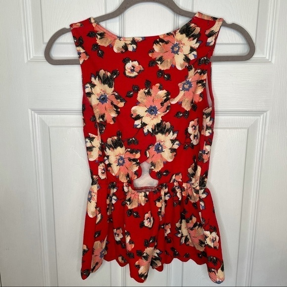 ANTHROPOLOGIE red floral peplum tank top XS - Picture 4 of 7